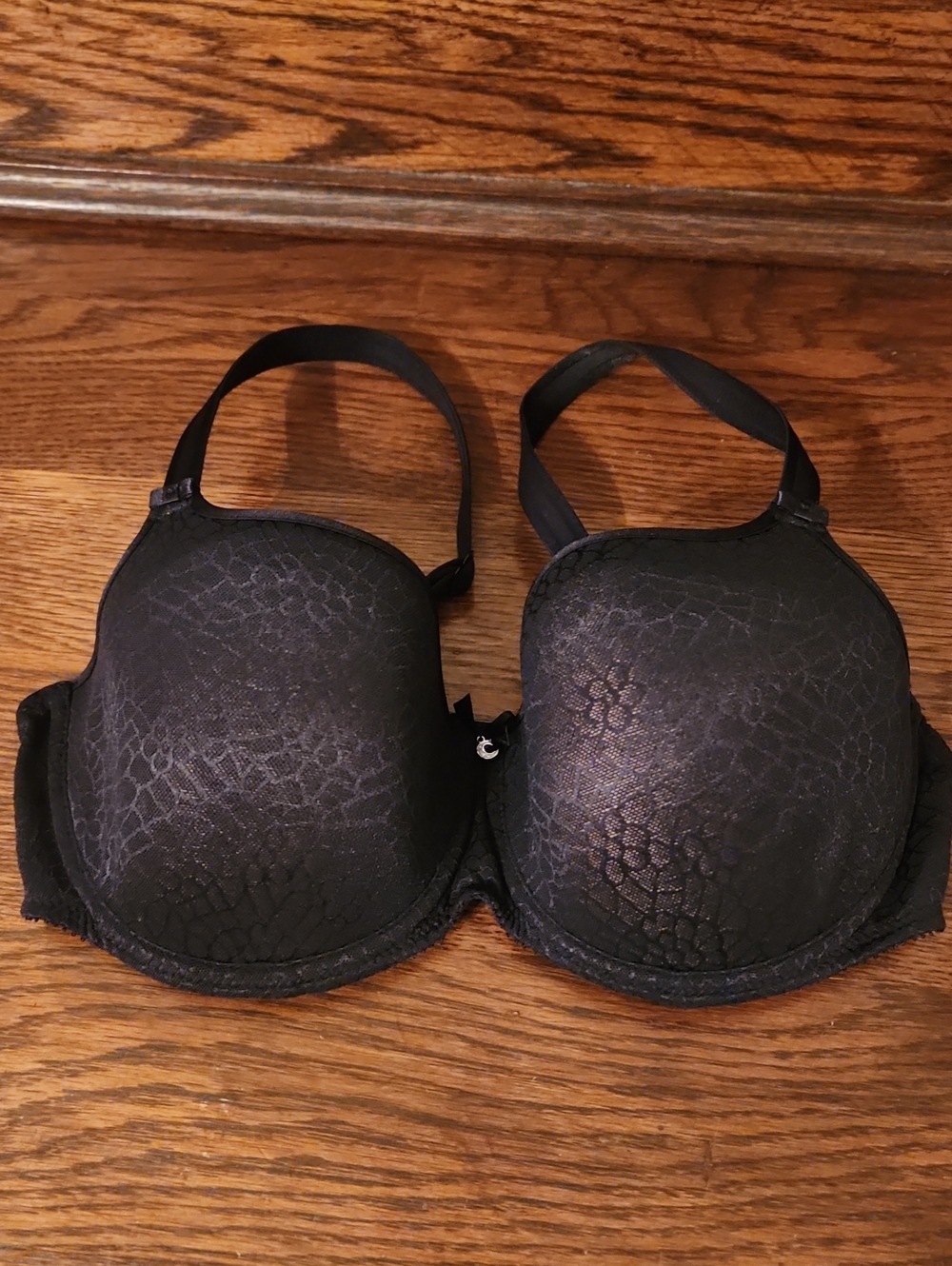 Chantelle Black Lace-Textured T-Shirt Bra